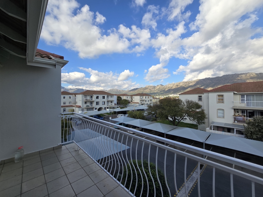 To Let 2 Bedroom Property for Rent in Gordons Bay Central Western Cape